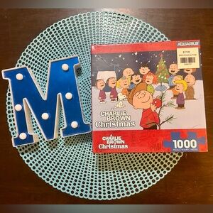 A Charlie Brown Christmas Puzzle * Peanuts * 1000 Piece Aquarius - New, Sealed